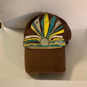 Roxy low profile trucker hat